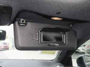 2022��Ŀ� CLA 260 4MATIC �C��܇ ��ꖰ壨�ң�