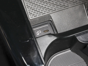 2022��Ŀ� CLA 260 4MATIC �C��܇ �п؅^