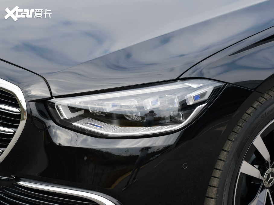 2022YS Ŀ S 400 L A