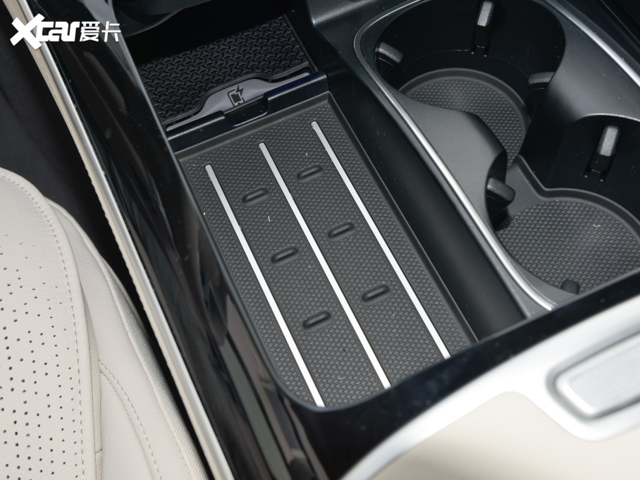 2022YS Ŀ S 400 L A