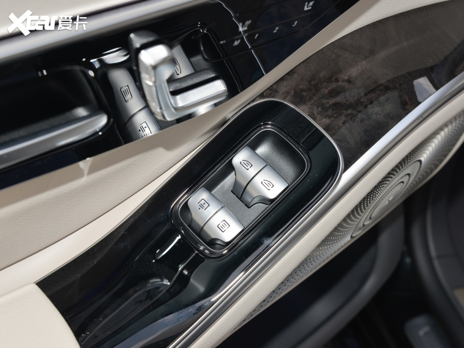 2022YS Ŀ S 400 L A