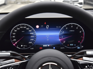 2022S 400 L ̄ п؅^