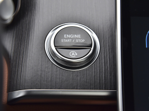 2022S 400 L ̄ п؅^