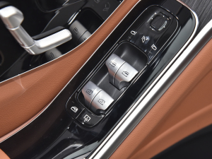 2022S 400 L ̄(w) п؅^(q)