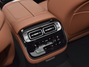 2022S 400 L ̄(w) п؅^(q)