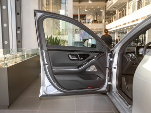 2022S 400 L A {λ܇T