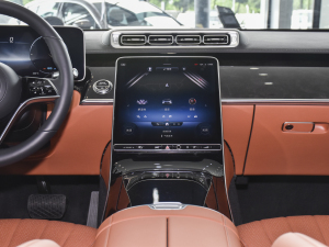 2022款改款 S 450 L 中控台
