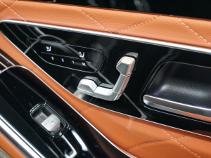 2022Ŀ S 500 L 4MATIC g