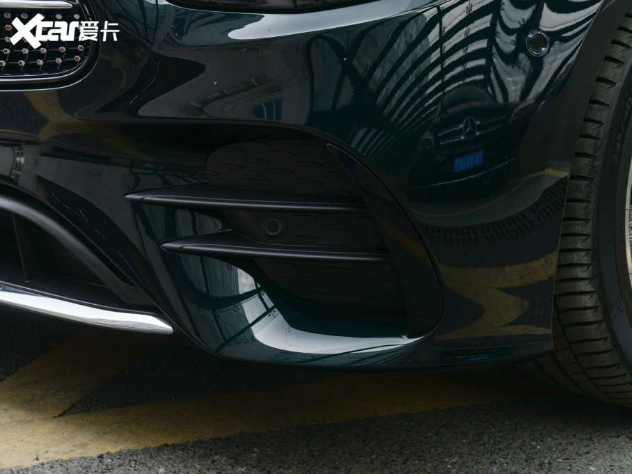 2023��YE���p�T E 260 �I��܇