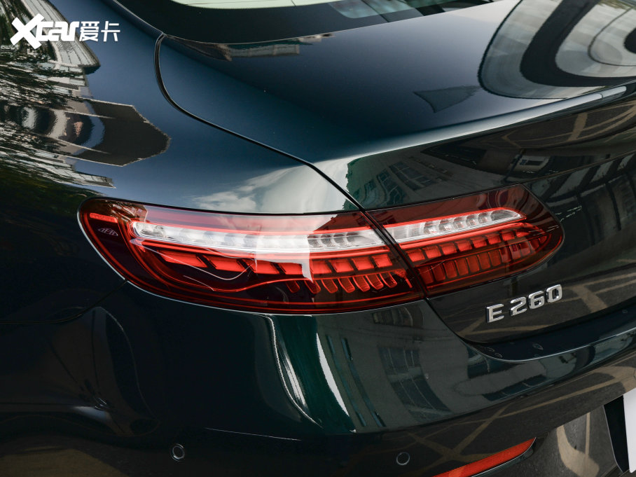 2023��YE���p�T E 260 �I��܇