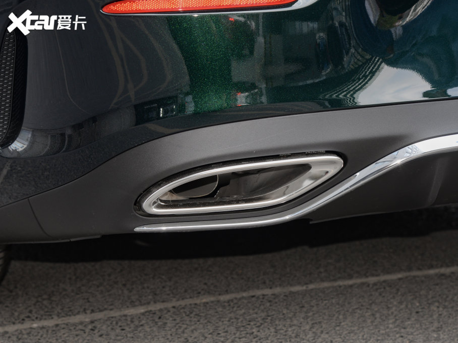 2023��YE���p�T E 260 �I��܇