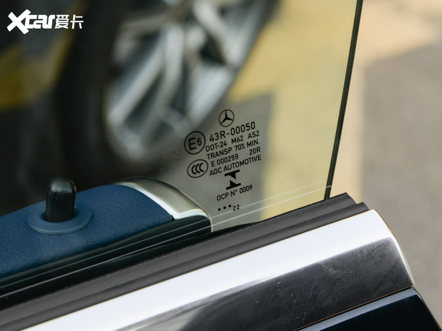 2023��YE���p�T E 260 �I��܇