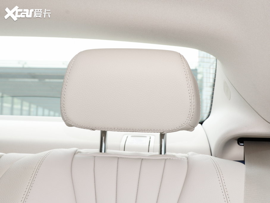 2023��YE��(j��)�p�T E 260 �I��܇