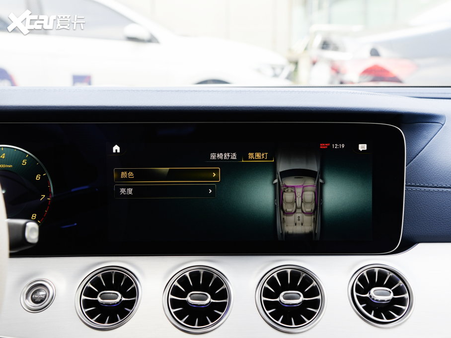 2023��YE���p�T E 260 �I��܇