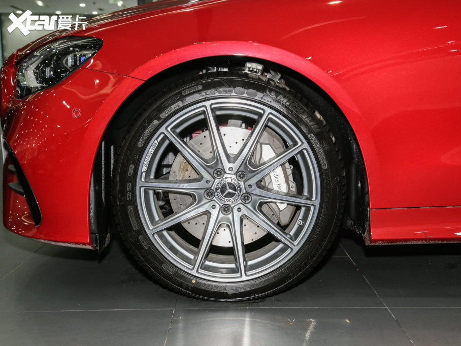 2023��YE���p�T E 300 �I��܇