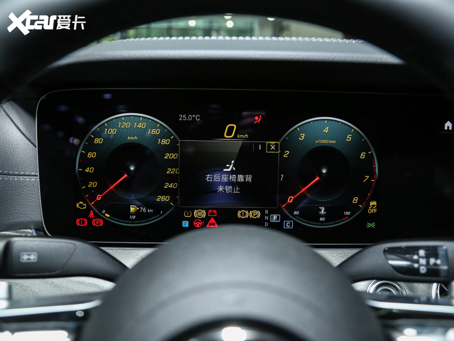 2023��YE���p�T E 300 �I��܇