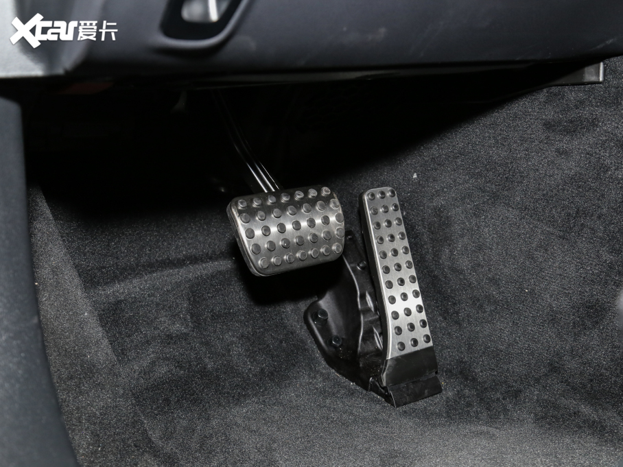 2023��YE���p�T E 300 �I��܇