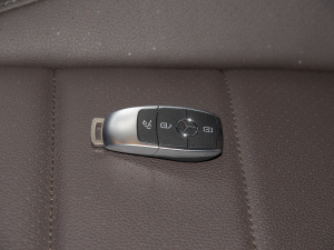 2022款GLE 350 4MATIC 动感型 车钥匙