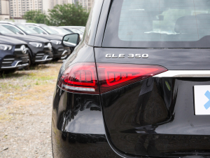 2022Ŀ GLE 350 4MATIC Ӹ ^
