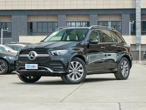 2022款改款 GLE 350 4MATIC 时尚型 左前45度