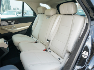 2022款改款 GLE 350 4MATIC 时尚型 后排座椅