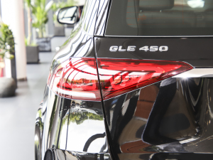 2022Ŀ GLE 450 4MATIC Ӹ ^