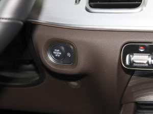 2022Ŀ GLE 450 4MATIC Ӹ п؅^