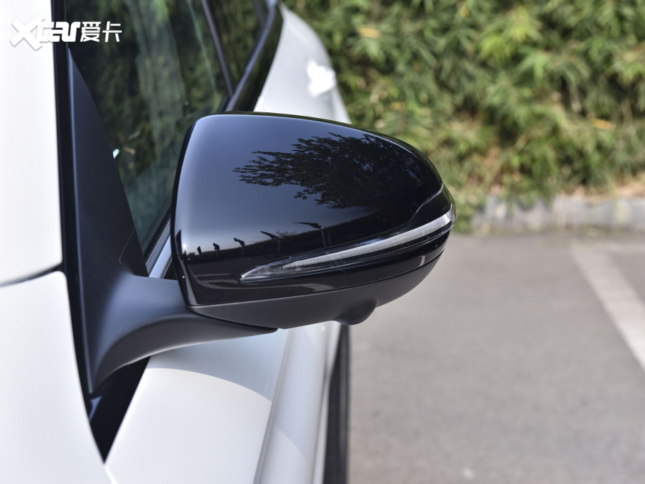 2022YGLCCoupe(M) GLC 260 4MATIC ISUV