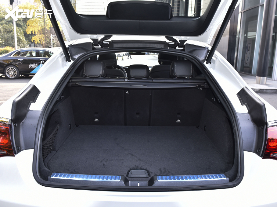 2022YGLCCoupe(M(jn)) GLC 260 4MATIC ISUV