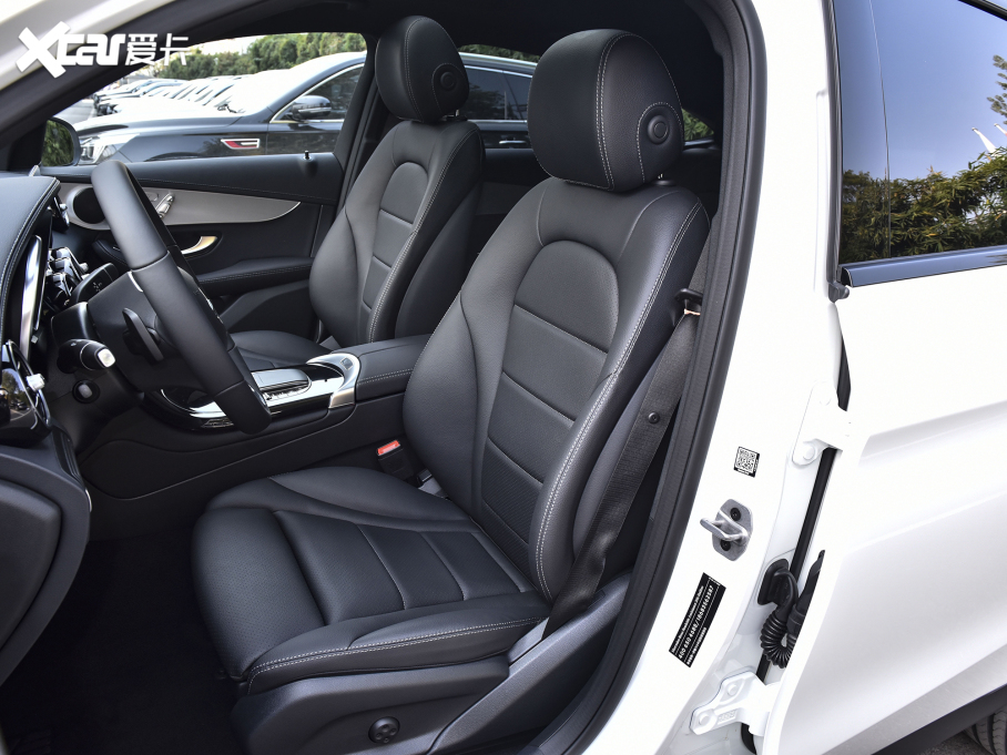 2022YGLCCoupe(M) GLC 260 4MATIC ISUV