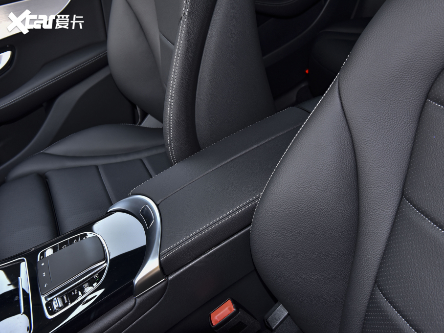 2022YGLCCoupe(M) GLC 260 4MATIC ISUV