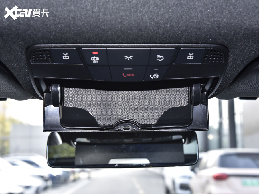 2022YGLCCoupe(M) GLC 260 4MATIC ISUV