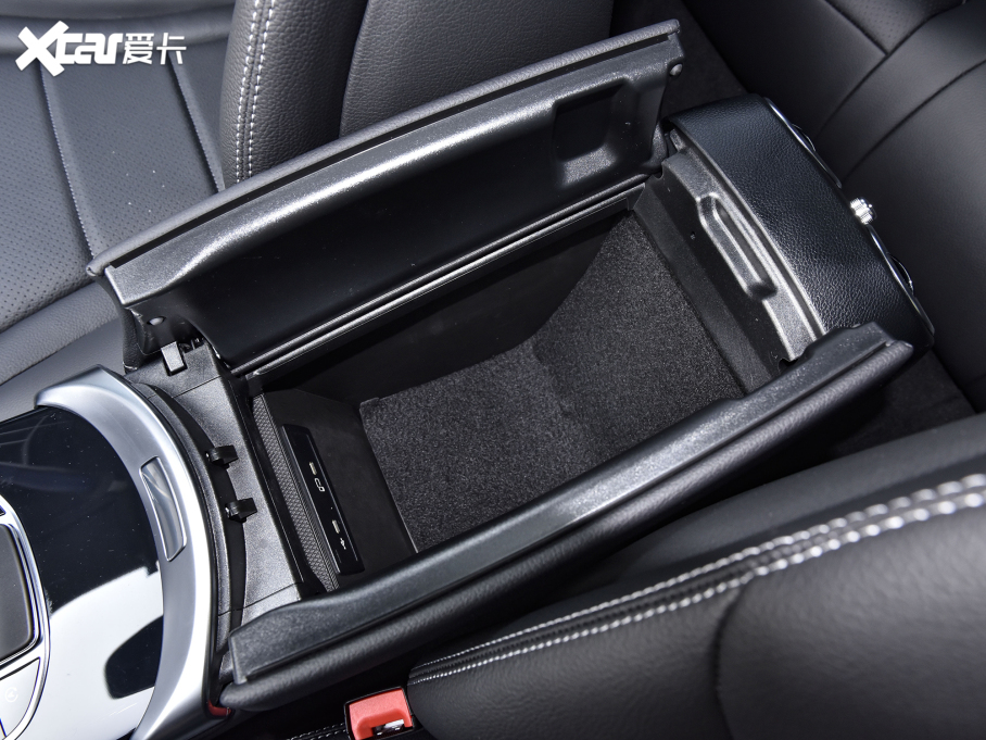 2022YGLCCoupe(M(jn)) GLC 260 4MATIC ISUV