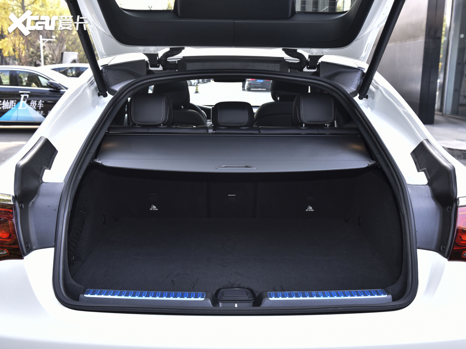 2022YGLCCoupe(M) GLC 260 4MATIC ISUV