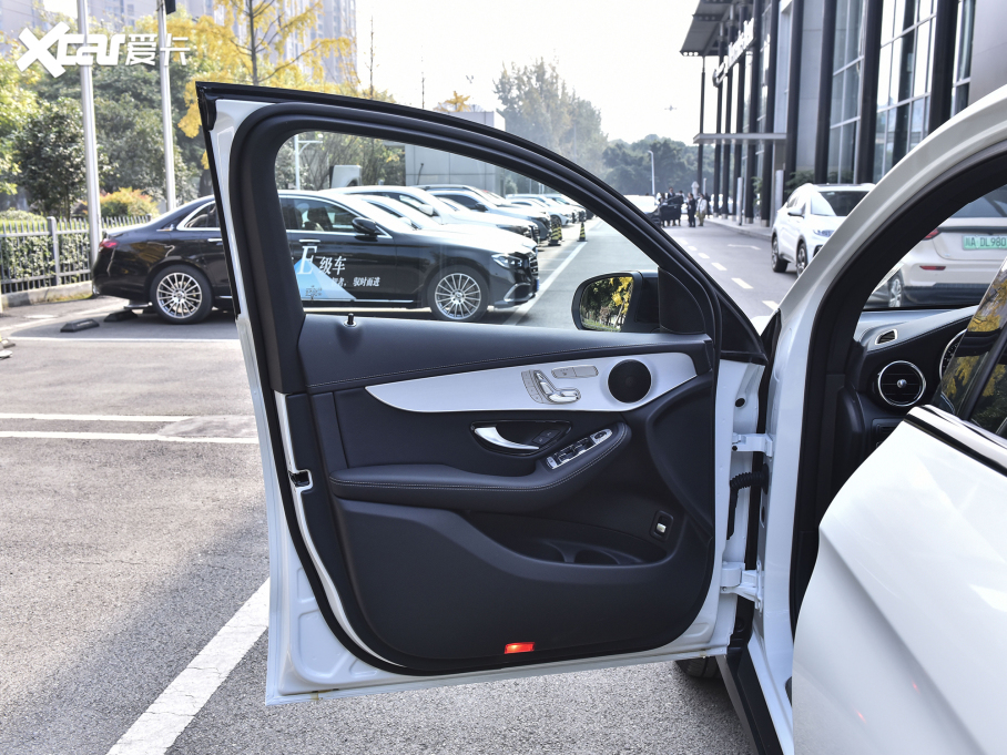 2022YGLCCoupe(M) GLC 260 4MATIC ISUV