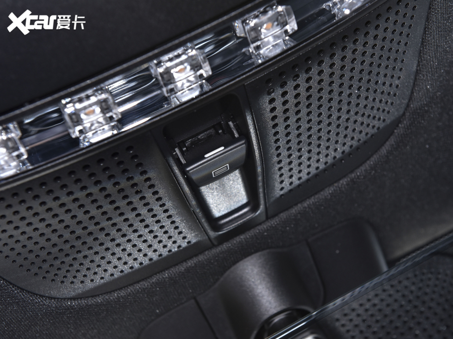 2022YGLCCoupe(M(jn)) GLC 260 4MATIC ISUV