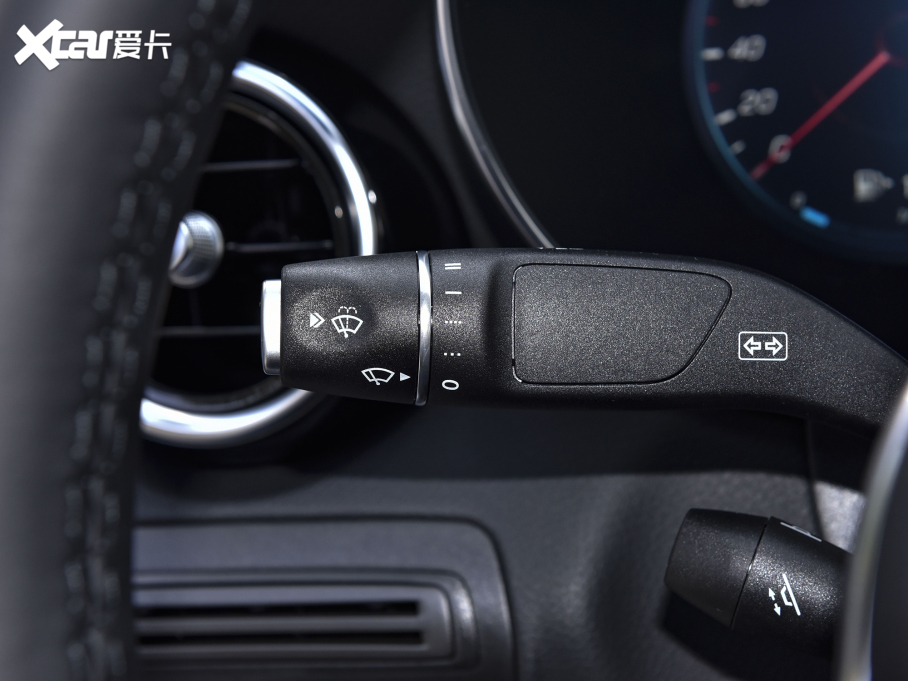 2022YGLCCoupe(M(jn)) GLC 260 4MATIC ISUV