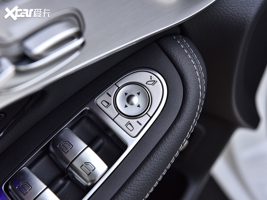 2022YGLCCoupe(M(jn)) GLC 260 4MATIC ISUV