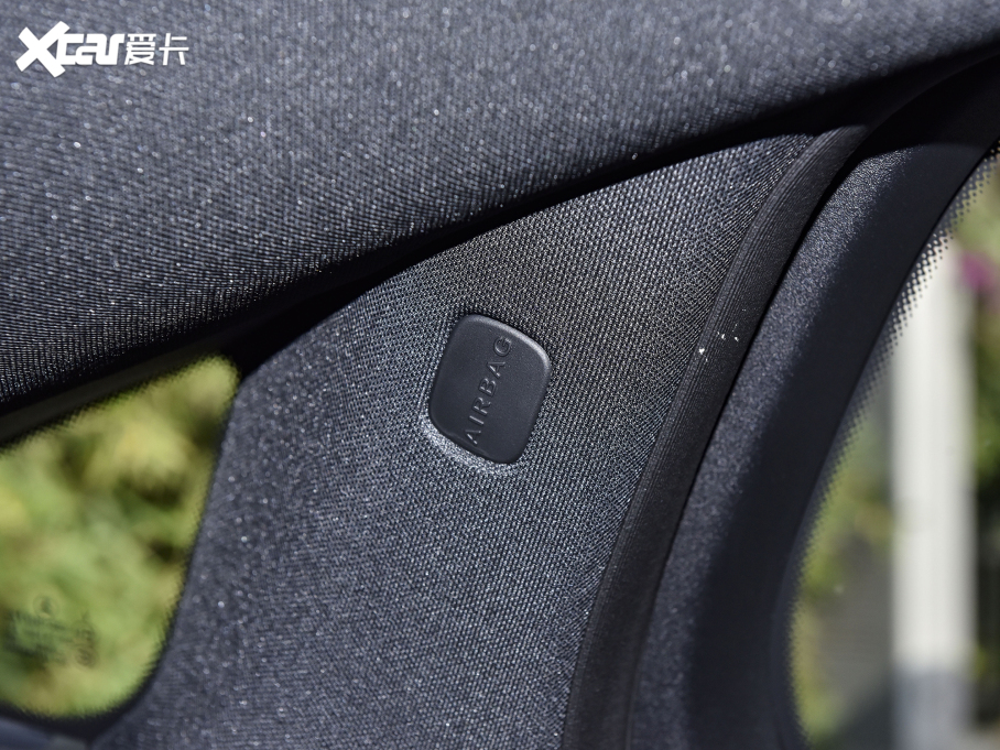 2022YGLCCoupe(M(jn)) GLC 260 4MATIC ISUV