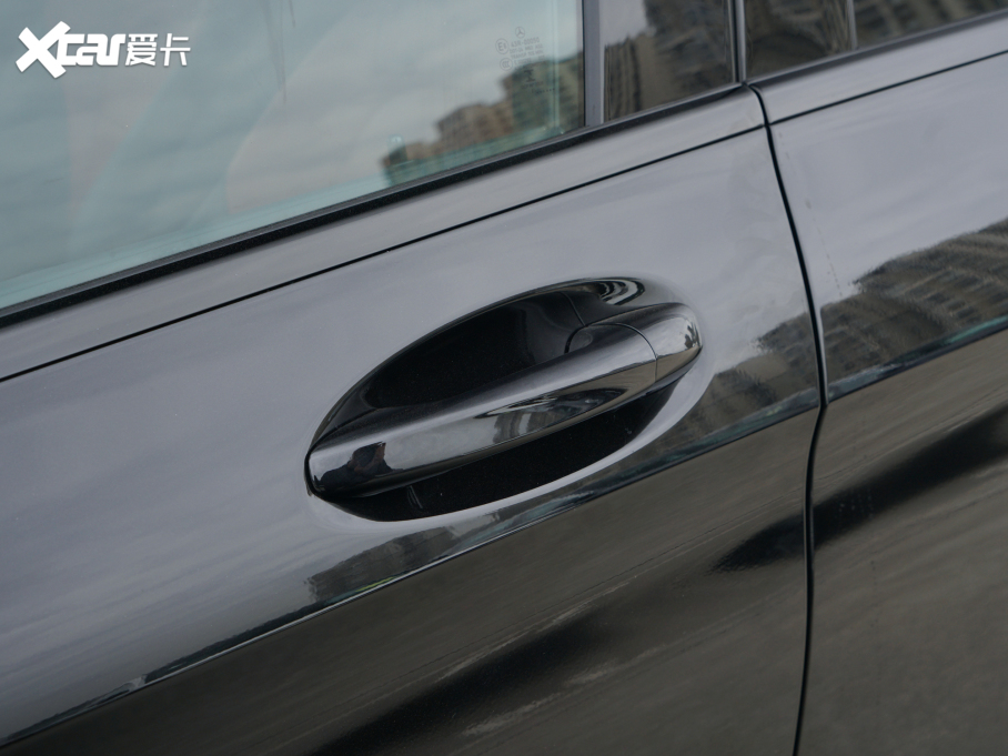 2022YGLCCoupe(M) Ŀ GLC 260 4MATIC ISUV