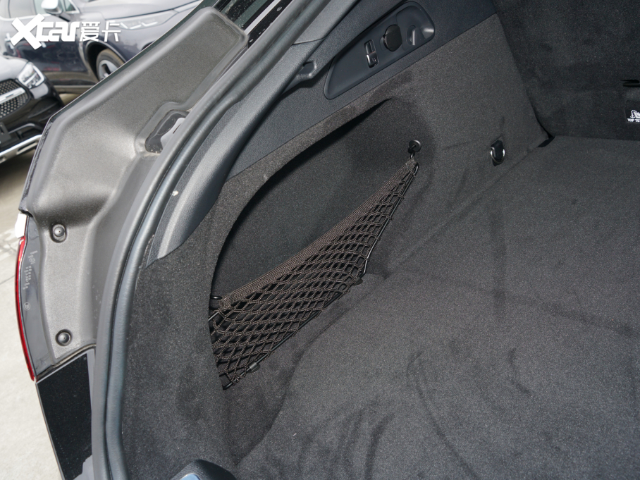 2022YGLCCoupe(M) Ŀ GLC 260 4MATIC ISUV