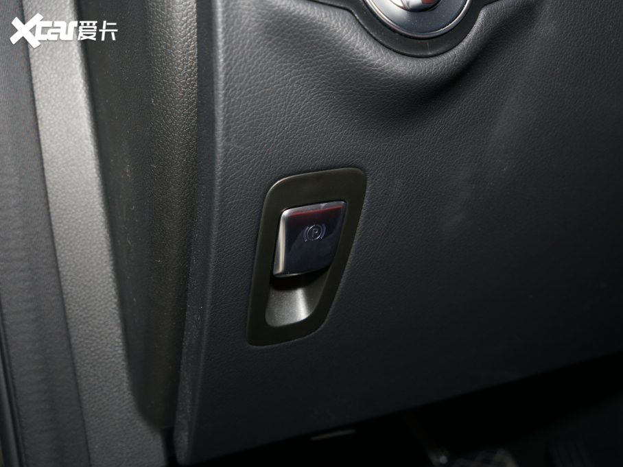 2022YGLCCoupe(M(jn)) Ŀ GLC 260 4MATIC ISUV