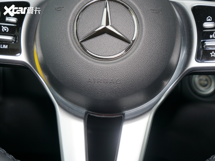 2022YGLCCoupe(M) Ŀ GLC 260 4MATIC ISUV