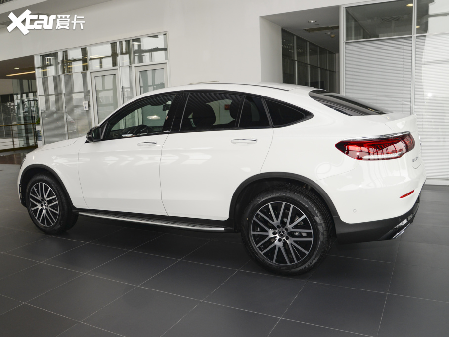 2022YGLCCoupe(M) Ŀ GLC 300 4MATIC ISUV