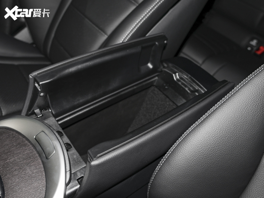 2022YGLCCoupe(M) Ŀ GLC 300 4MATIC ISUV