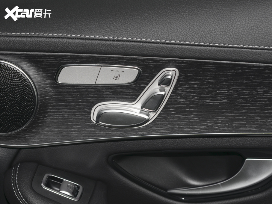 2022YGLCCoupe(M) Ŀ GLC 300 4MATIC ISUV