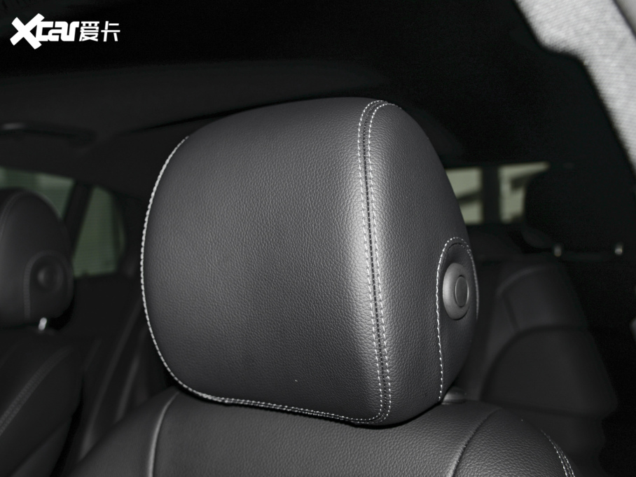 2022YGLCCoupe(M(jn)) Ŀ GLC 300 4MATIC ISUV