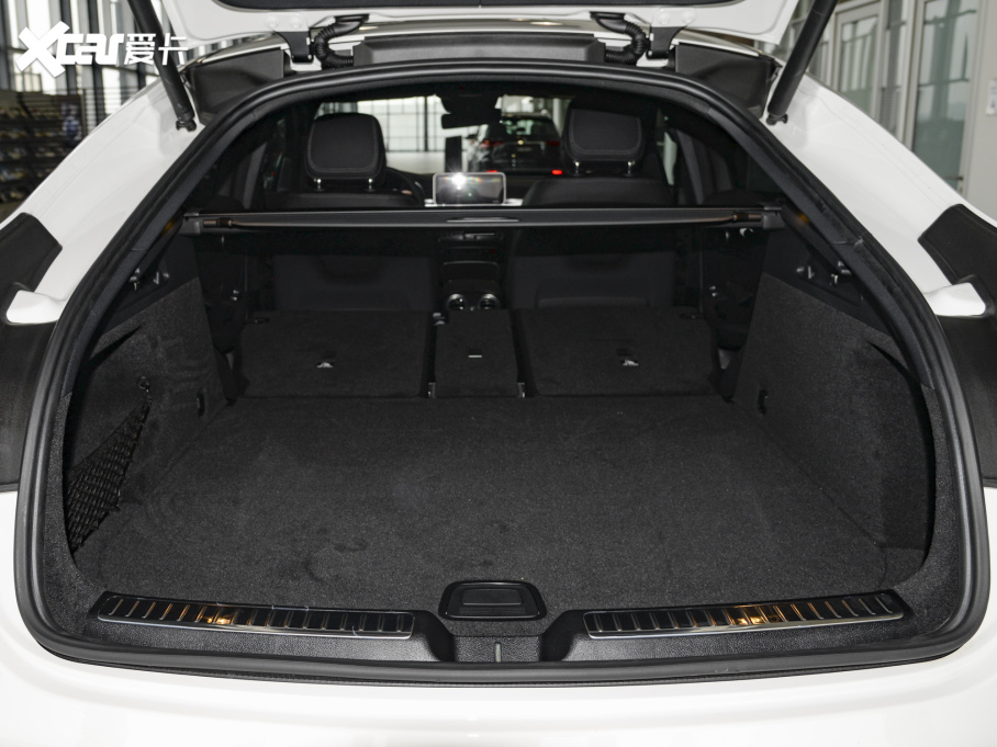 2022YGLCCoupe(M) Ŀ GLC 300 4MATIC ISUV