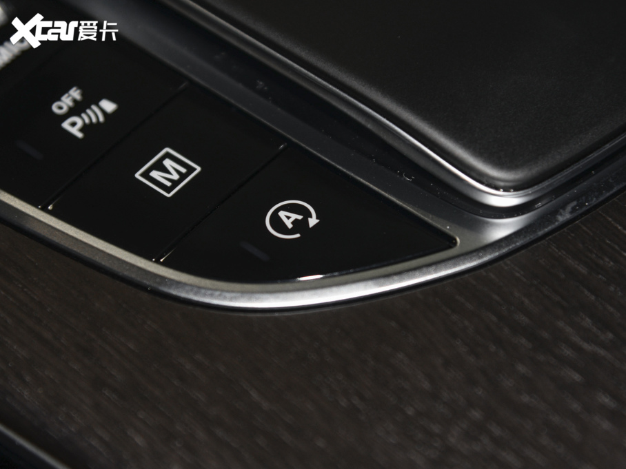 2022YGLCCoupe(M) Ŀ GLC 300 4MATIC ISUV