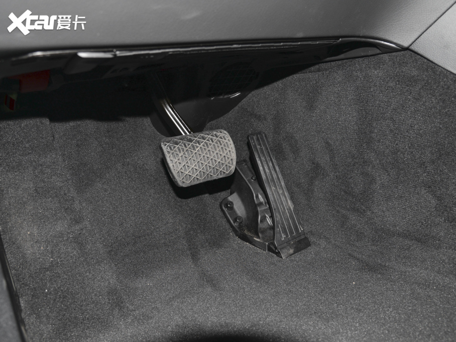 2022YGLCCoupe(M(jn)) Ŀ GLC 300 4MATIC ISUV